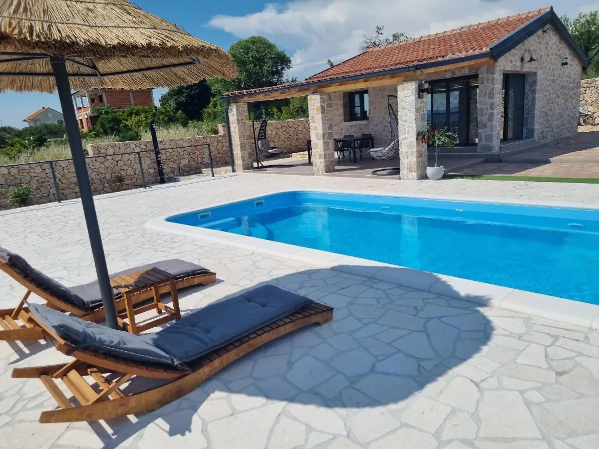 Holiday Home A&M Vrana  Apartament